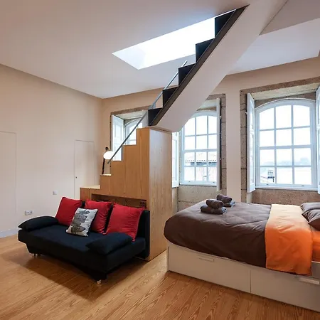 With Terrace @ Historic Center