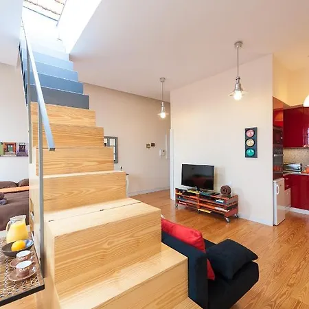 公寓 With Terrace @ Historic Center